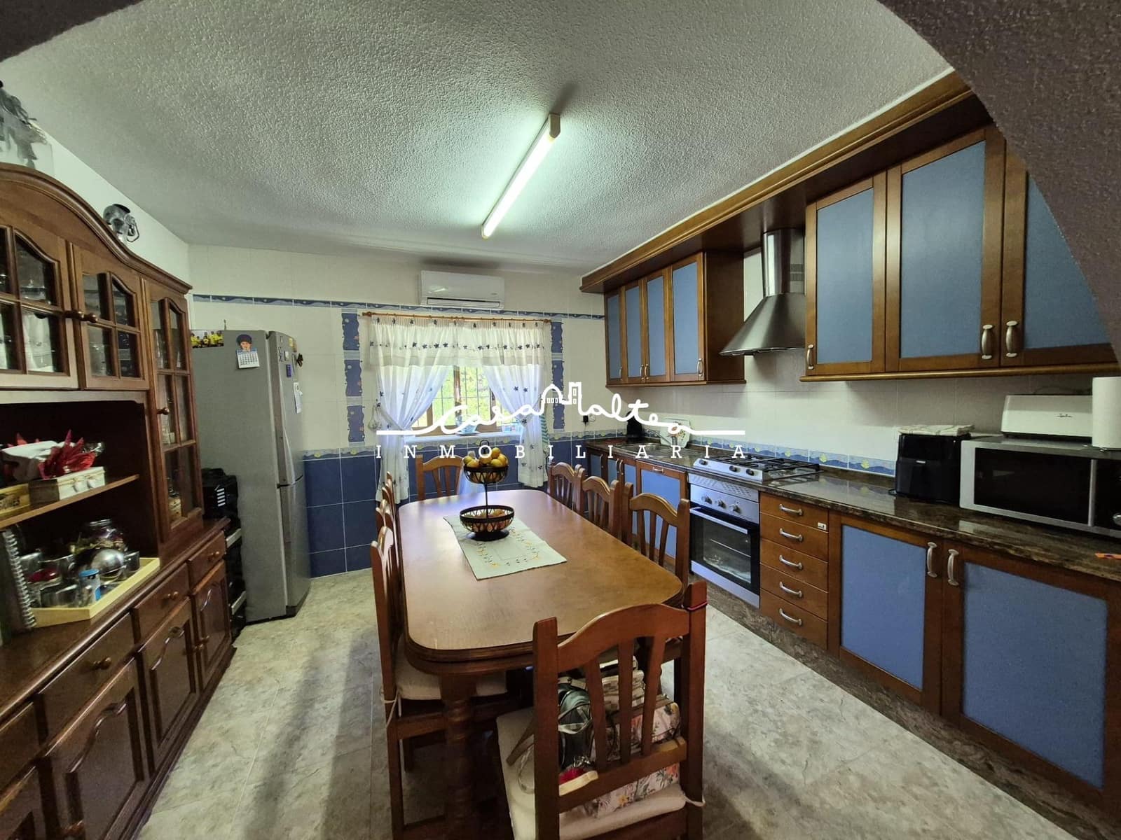 5 soveværelse Villa til salg i La Nucia med swimmingpool garage - € 625.000 (Ref: 9226891)