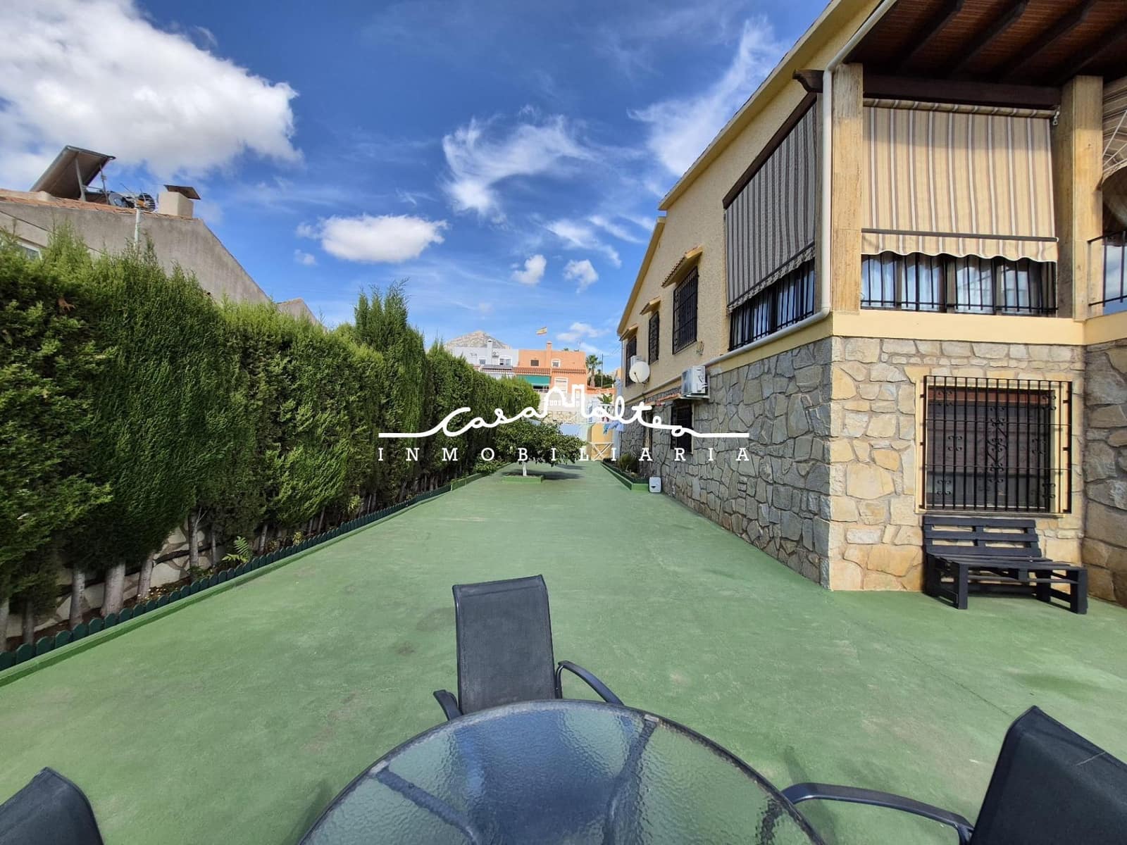 5 soveværelse Villa til salg i La Nucia med swimmingpool garage - € 625.000 (Ref: 9226891)