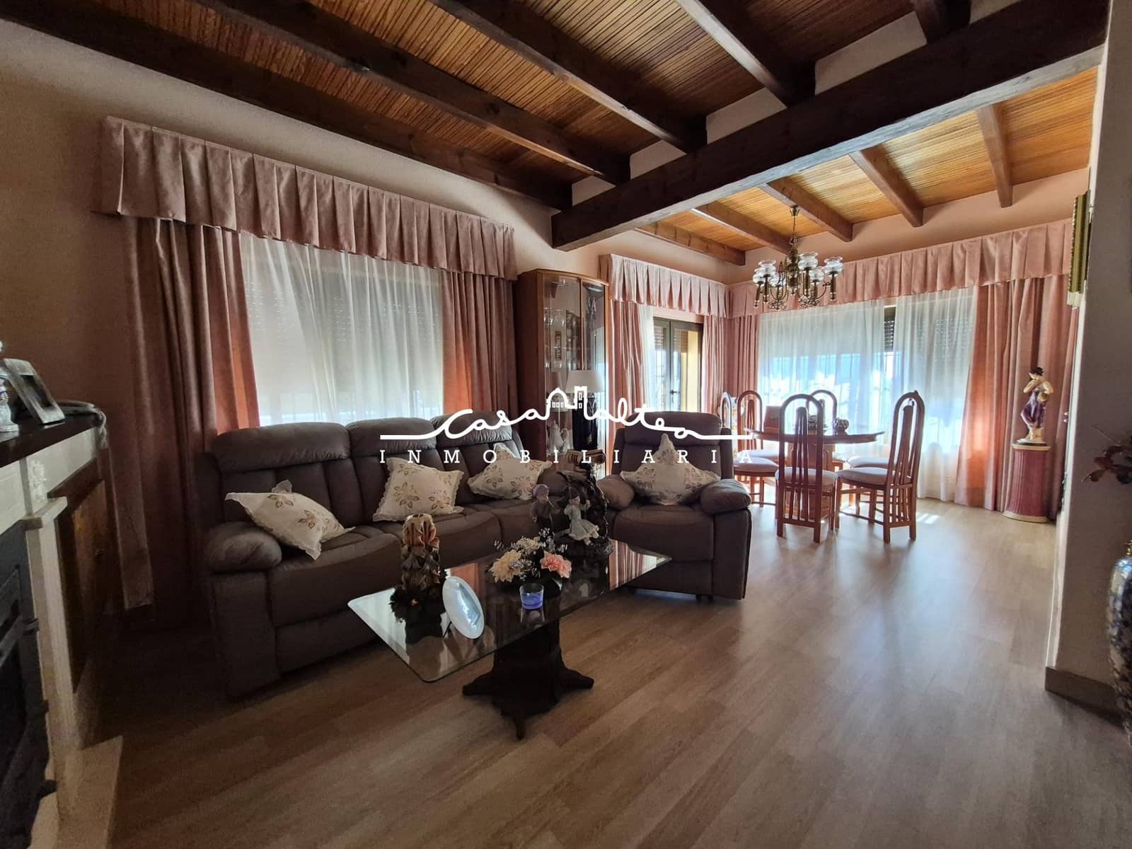 5 bedroom Villa for sale in La Nucia with pool garage - € 625,000 (Ref: 9226891)