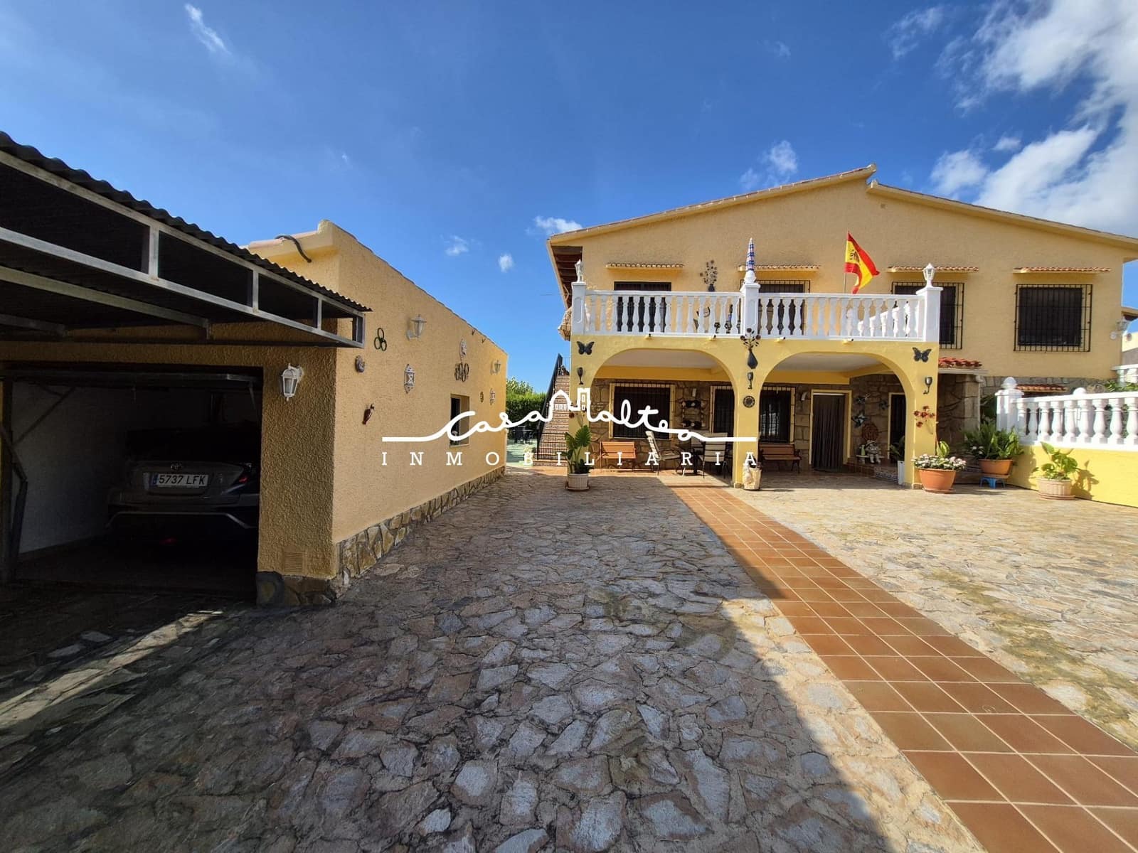 5 bedroom Villa for sale in La Nucia with pool garage - € 625,000 (Ref: 9226891)