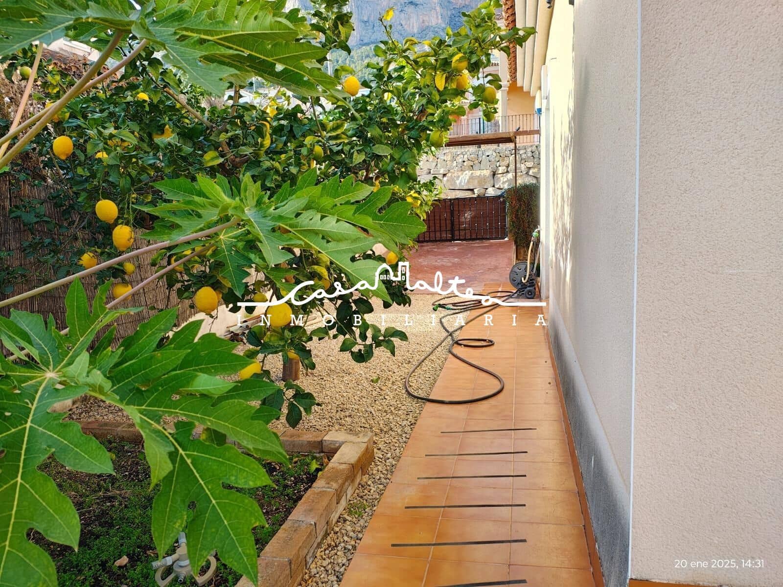 2 bedroom Villa for sale in Polop with pool - € 305,000 (Ref: 9262772)