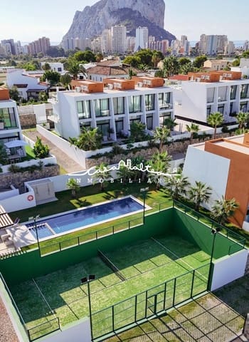 3 bedroom Townhouse for sale in Calpe / Calp with pool garage - € 755,000 (Ref: 9262775)