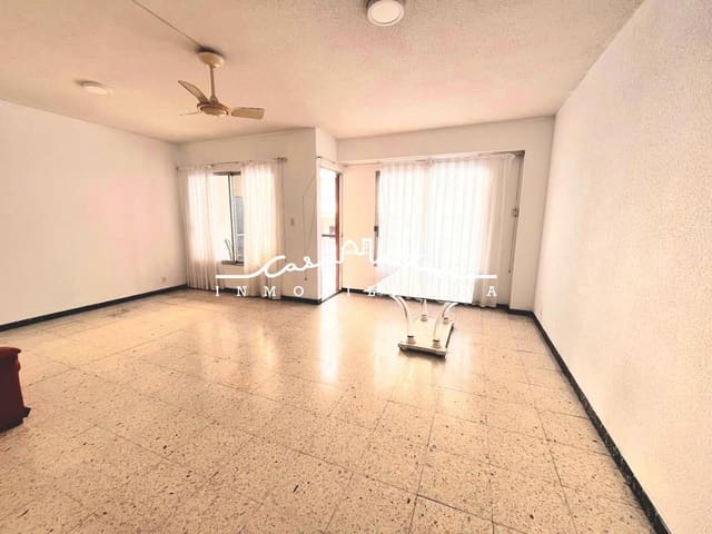 3 quarto Apartamento para venda em Levante, Benidorm - 268 000 € (Ref: 9264688)