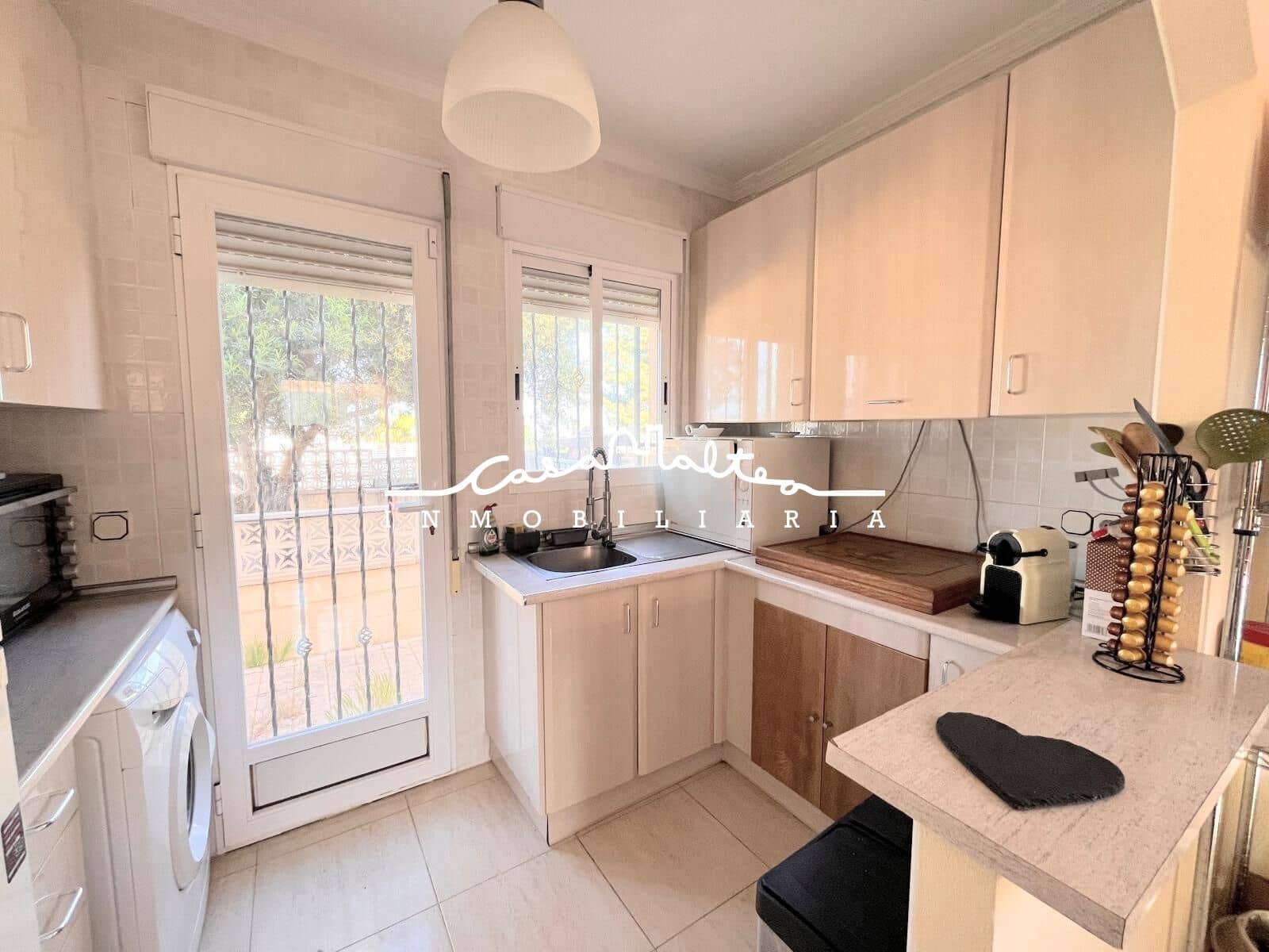 3 bedroom Villa for sale in Polop with pool - € 250,000 (Ref: 9264689)