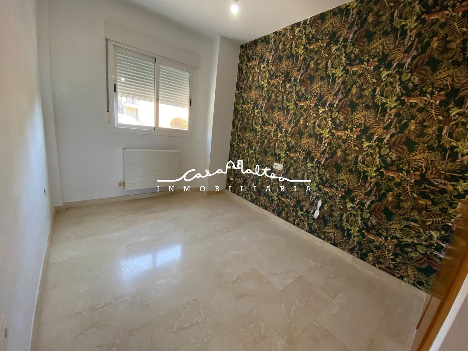 Chalet de 4 habitaciones en La Nucia en venta - 330.000 € (Ref: 9276487)