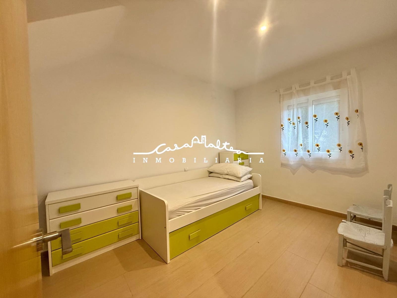 3 makuuhuone Huoneisto vuokrattavana paikassa Calpe / Calp mukana uima-altaan - 1 200 € (Ref: 9294465)