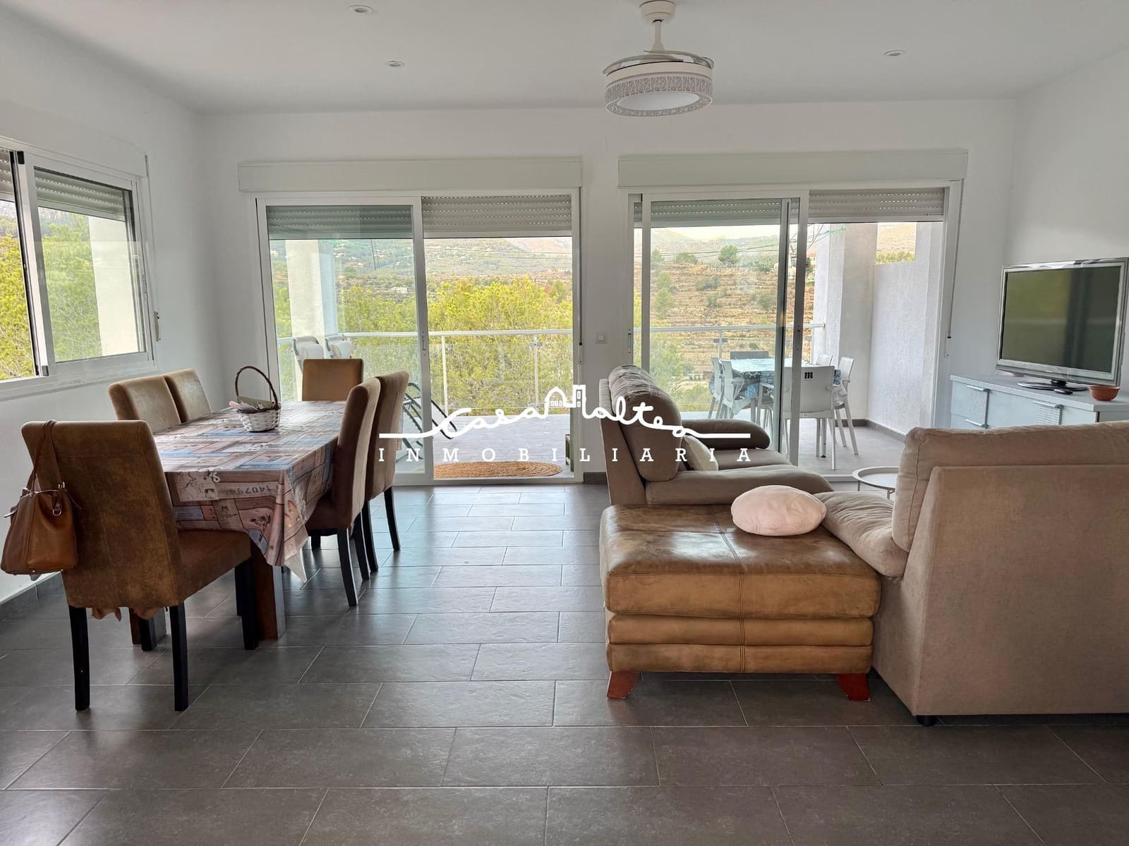 3 makuuhuone Huoneisto vuokrattavana paikassa Calpe / Calp mukana uima-altaan - 1 200 € (Ref: 9294465)