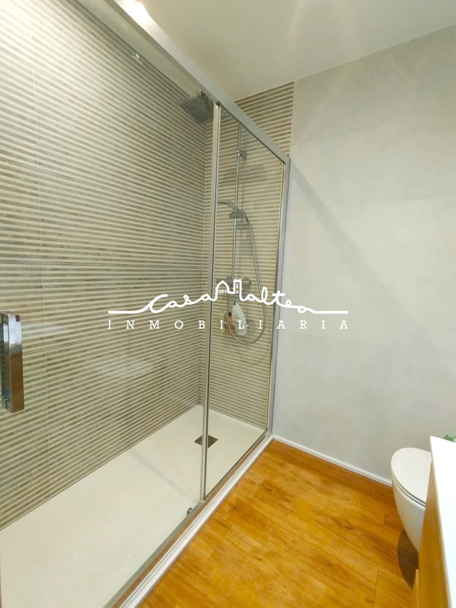 4 chambre Villa/Maison à vendre à Polop avec piscine - 450 000 € (Ref: 9303706)