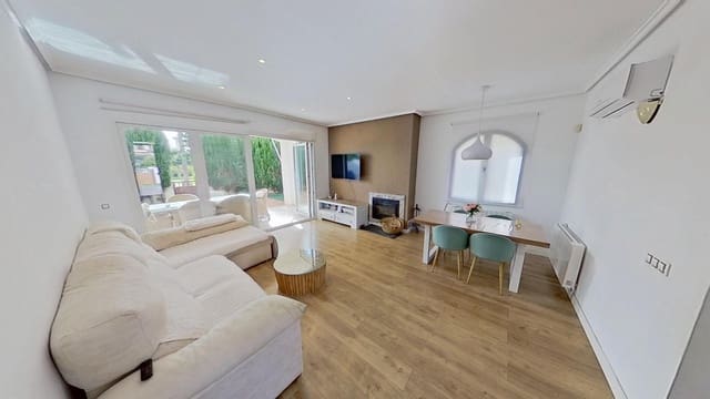 4 chambre Villa/Maison à vendre à Polop avec piscine - 450 000 € (Ref: 9303706)