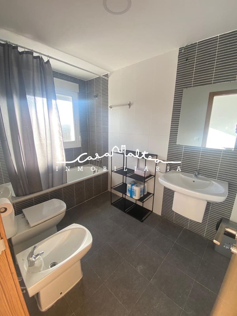 3 Zimmer Reihenhaus zu verkaufen in Calpe / Calp mit Pool - 280.000 € (Ref: 9311051)