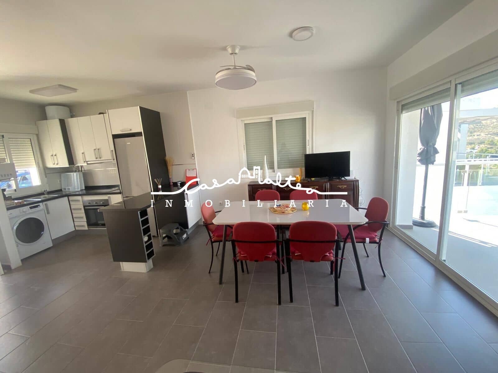3 Zimmer Reihenhaus zu verkaufen in Calpe / Calp mit Pool - 280.000 € (Ref: 9311051)