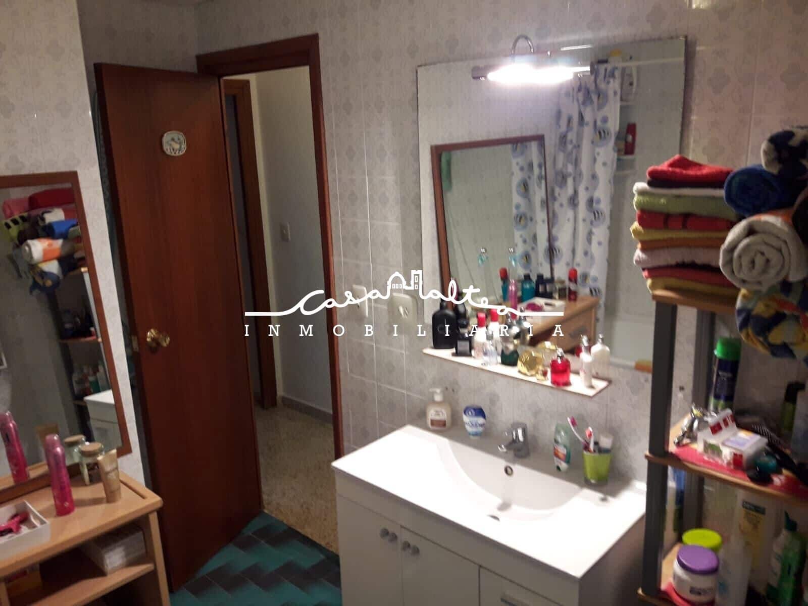 Apartamento de 3 habitaciones en Benidorm en venta - 247.000 € (Ref: 9335164)