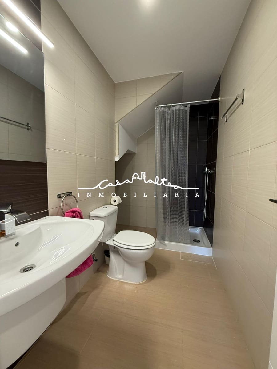 2 makuuhuone Huvila vuokrattavana paikassa Calpe / Calp mukana uima-altaan - 1 300 € (Ref: 9347603)