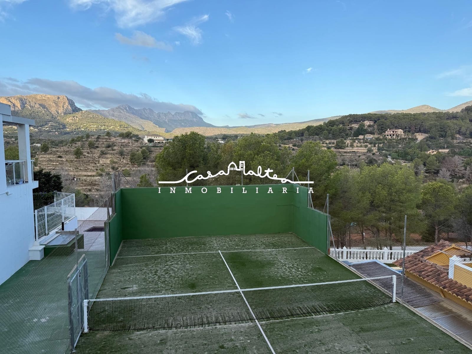 2 makuuhuone Huvila vuokrattavana paikassa Calpe / Calp mukana uima-altaan - 1 300 € (Ref: 9347603)