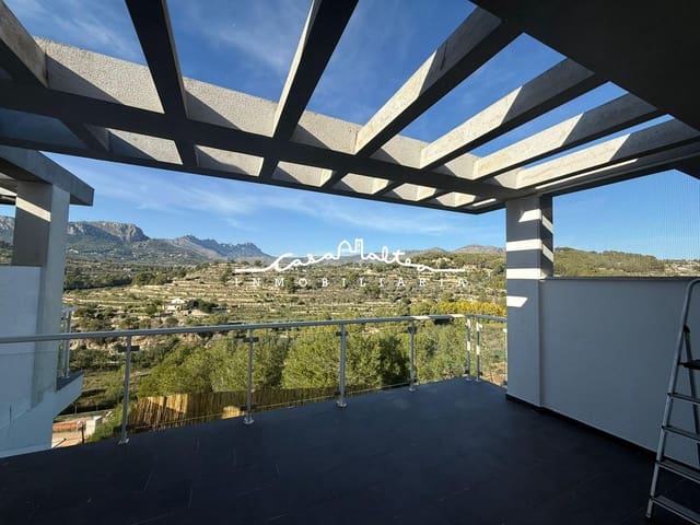 2 bedroom Villa for rent in Cometa - Carrió, Calpe / Calp with pool - € 1,300 (Ref: 9347603)