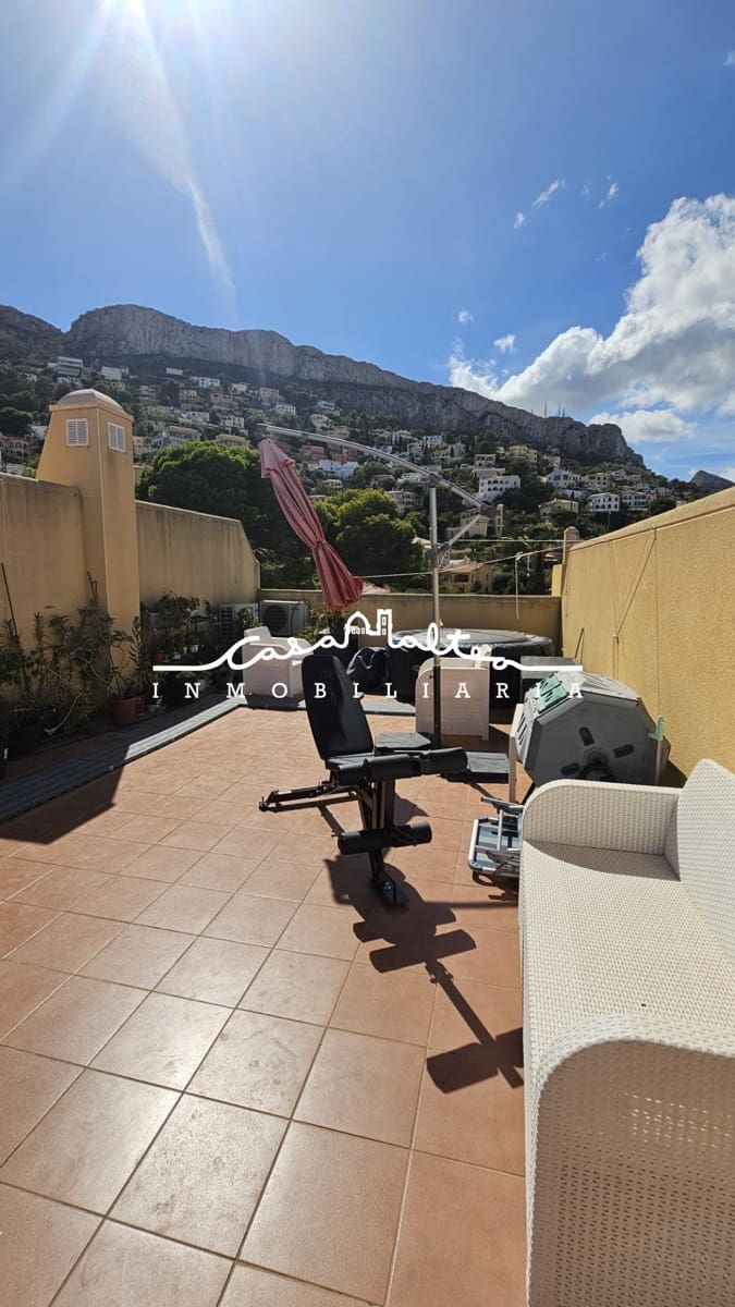 Bungalow de 3 habitaciones en Calpe / Calp en venta con piscina garaje - 390.000 € (Ref: 9349710)
