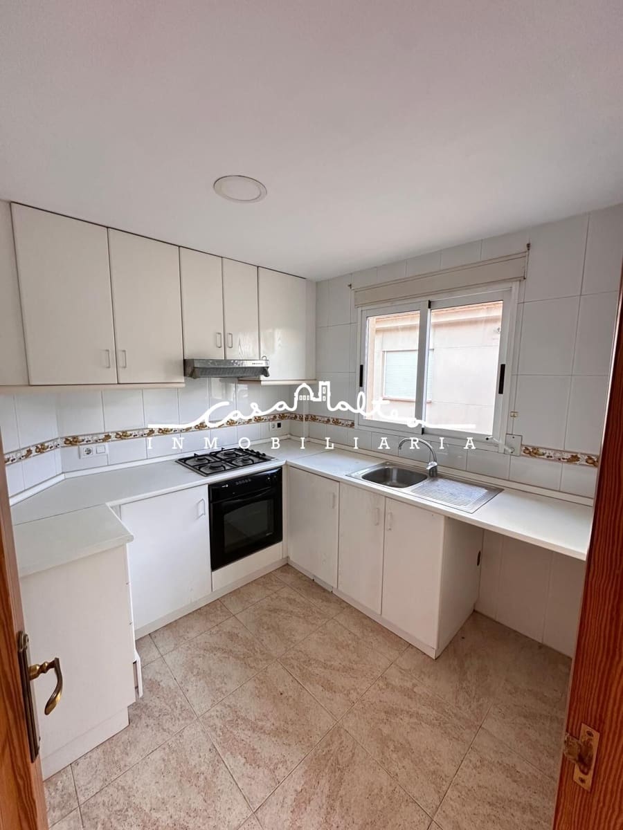 5 soveværelse Rækkehus til salg i La Nucia - € 323.000 (Ref: 9356000)