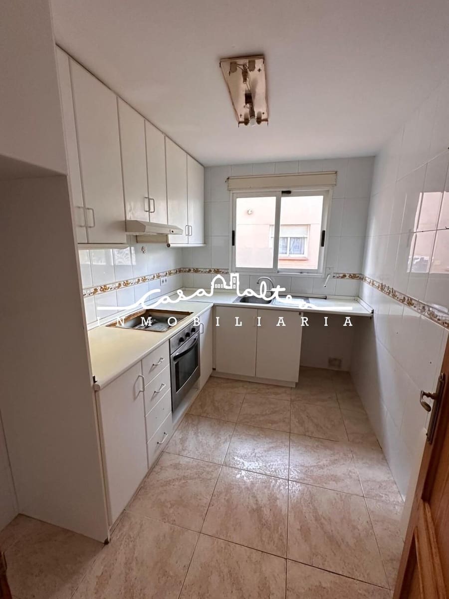 5 soveværelse Rækkehus til salg i La Nucia - € 323.000 (Ref: 9356000)