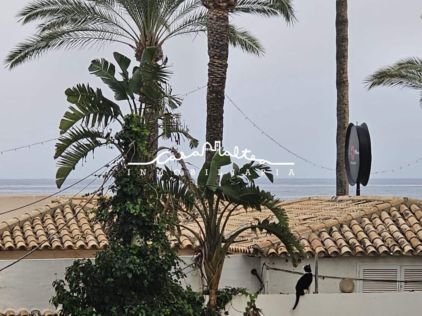 2 bedroom Flat for sale in Albir - € 310,000 (Ref: 9391093)