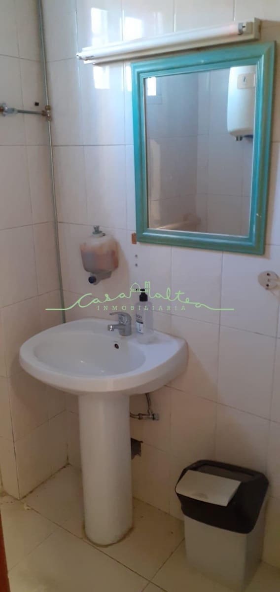 Erhverv til leje i Altea - € 850 (Ref: 9401346)