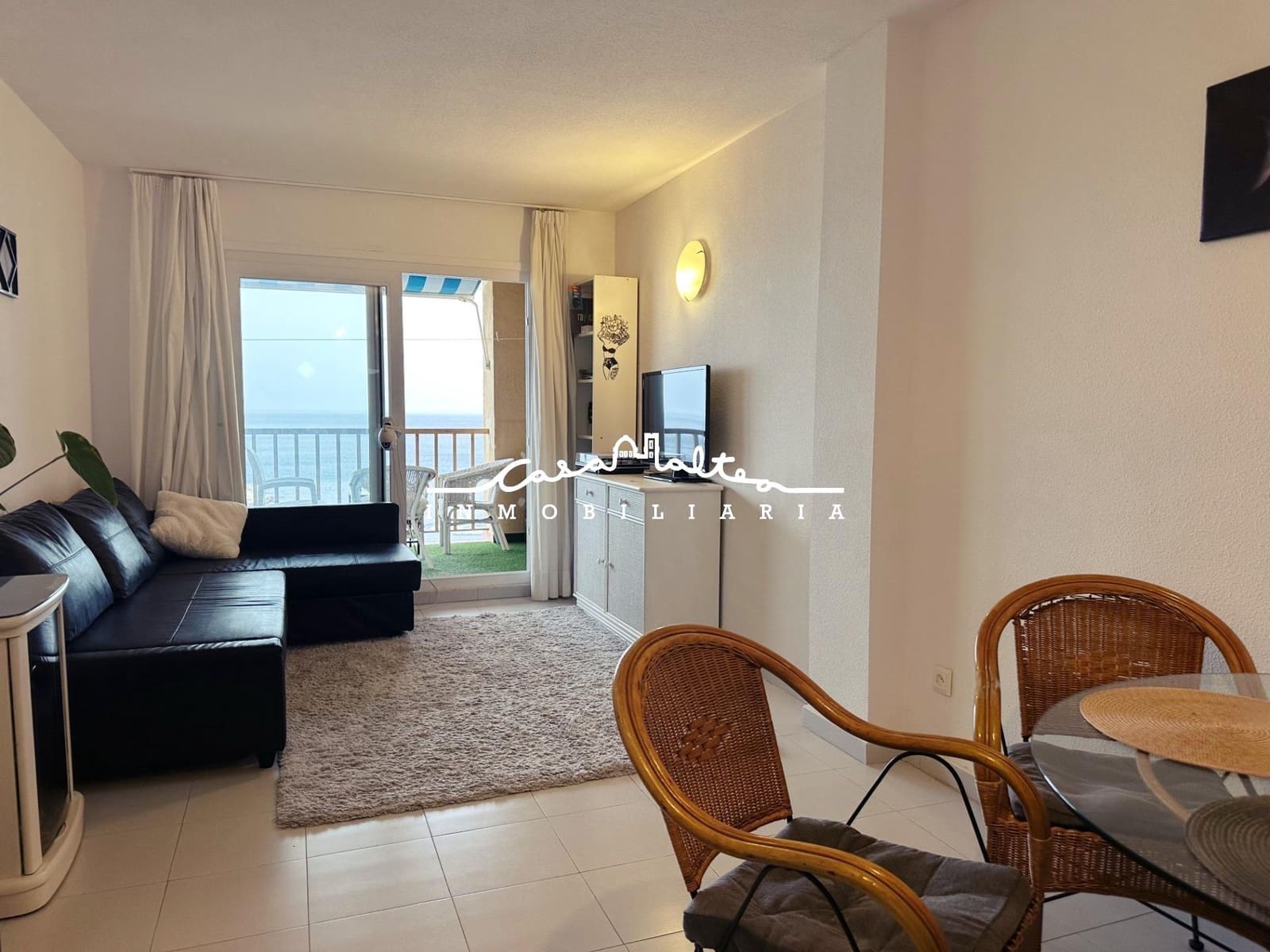 2 bedroom Apartment for sale in Altea with pool garage - € 300,000 (Ref: 9403528)