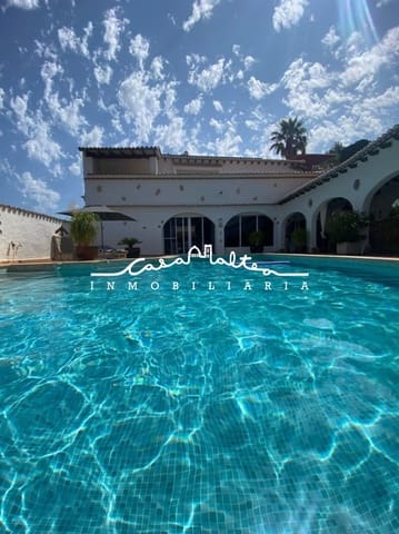 8 quarto Moradia para venda em Calpe / Calp com piscina - 790 000 € (Ref: 9408077)