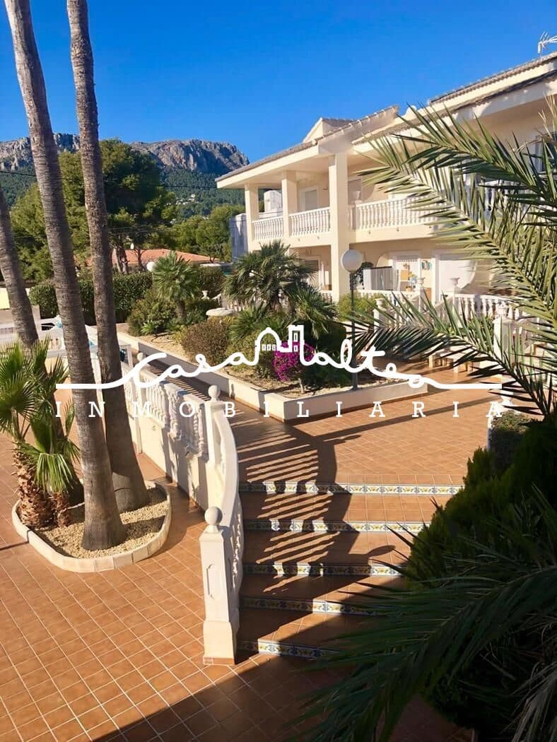 2 makuuhuone Huoneisto myytävänä paikassa Calpe / Calp mukana uima-altaan - 240 000 € (Ref: 9408081)