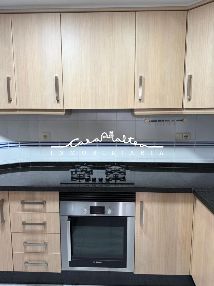 2 bedroom Apartment for sale in Altea with garage - € 285,000 (Ref: 9423960)