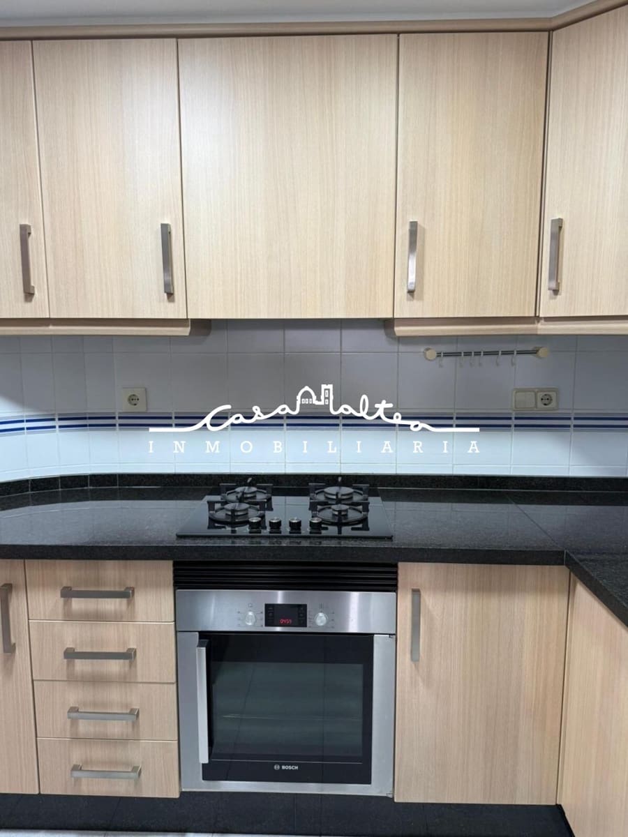 2 bedroom Apartment for sale in Altea with garage - € 270,000 (Ref: 9423960)