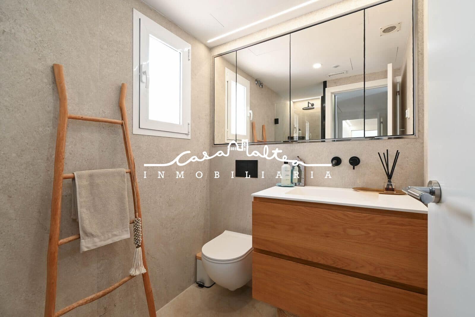 2 makuuhuone Paritalo myytävänä paikassa Altea mukana uima-altaan - 695 000 € (Ref: 9427405)