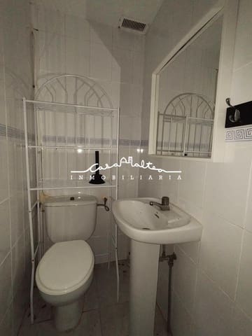 Commercial for sale in Playa Levante, Benidorm - € 185,000 (Ref: 9431164)