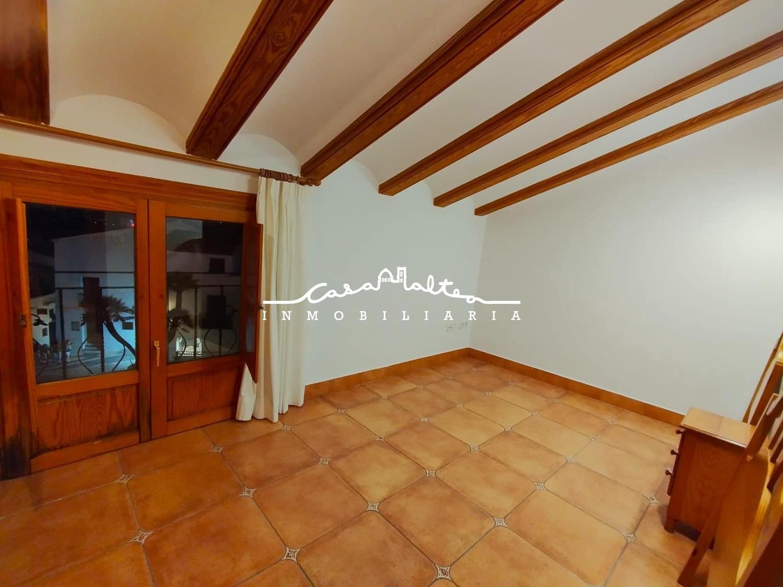 2 bedroom Flat for rent in Altea - € 975 (Ref: 9437567)