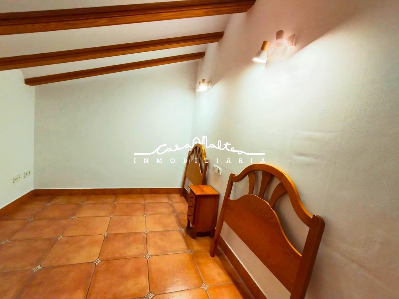 2 bedroom Flat for rent in Altea - € 975 (Ref: 9437567)