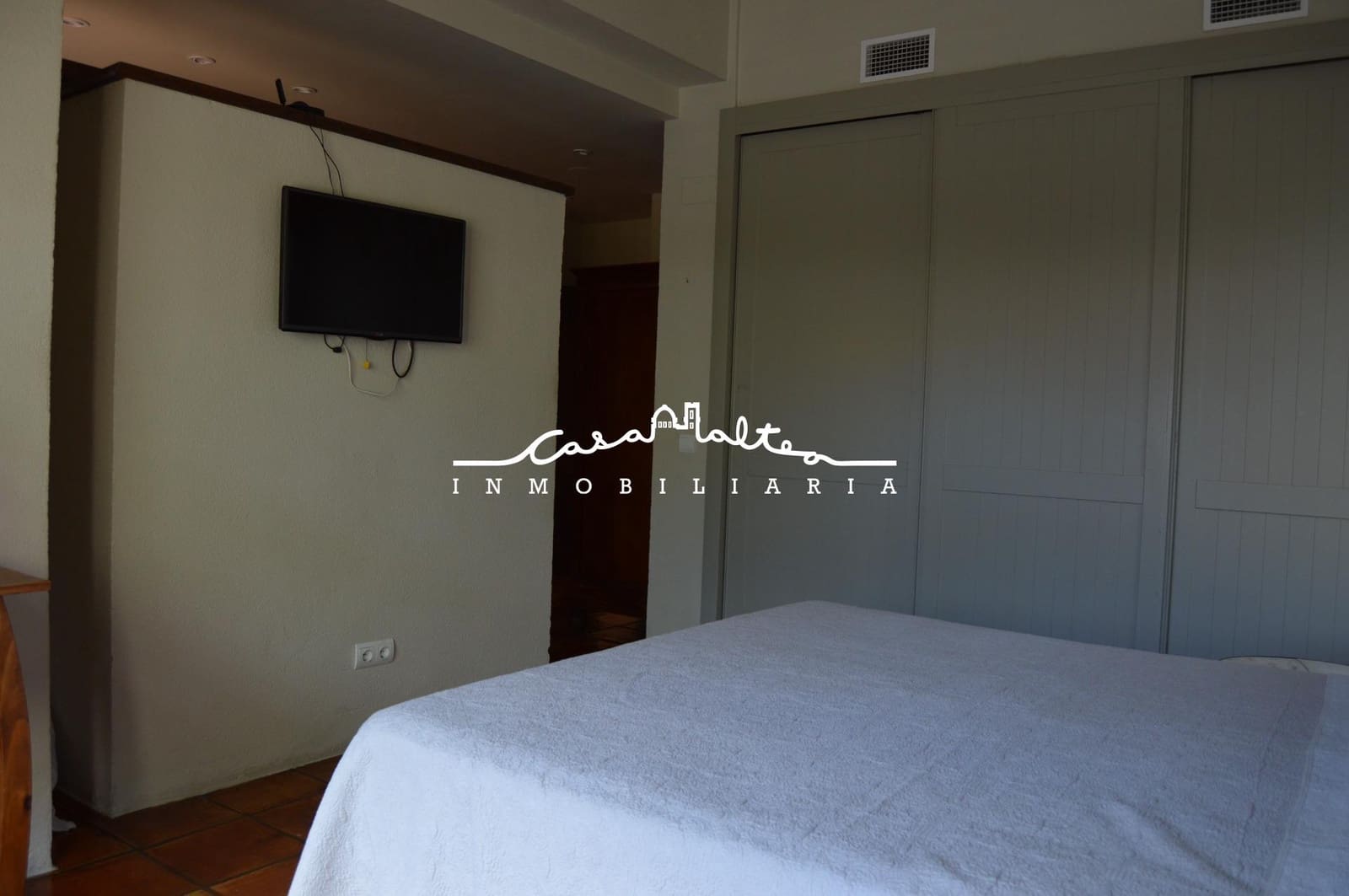 3 makuuhuone Huvila vuokrattavana paikassa Albir mukana uima-altaan - 2 500 € (Ref: 9446595)