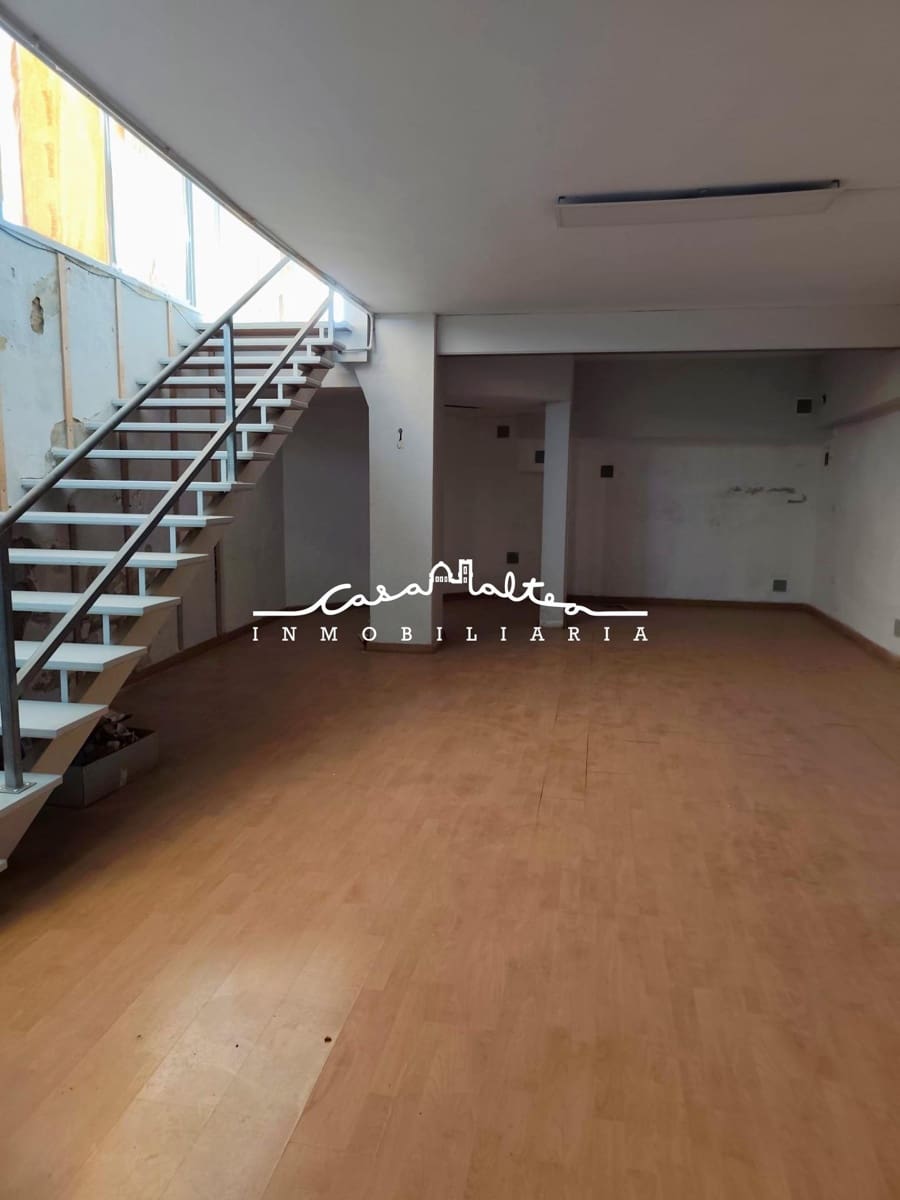 Kaupallinen vuokrattavana paikassa La Nucia - 800 € (Ref: 9450398)