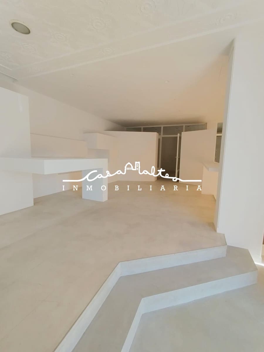 Commercial for rent in La Nucia - € 800 (Ref: 9450398)