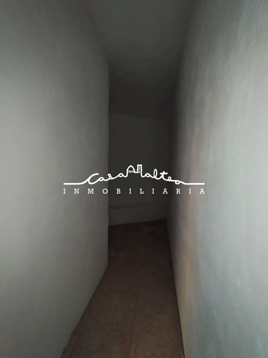 Commercial for rent in La Nucia - € 800 (Ref: 9450398)