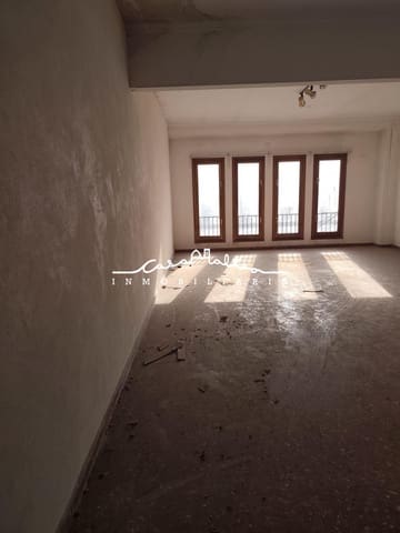 Erhverv til leje i La Nucia - € 300 (Ref: 9452275)