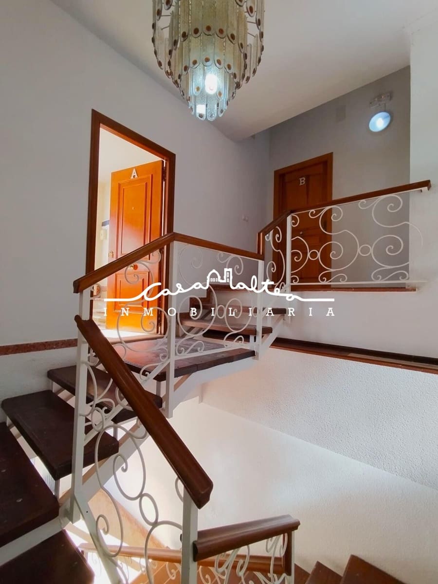 Comercial para arrendar em La Nucia - 350 € (Ref: 9452275)