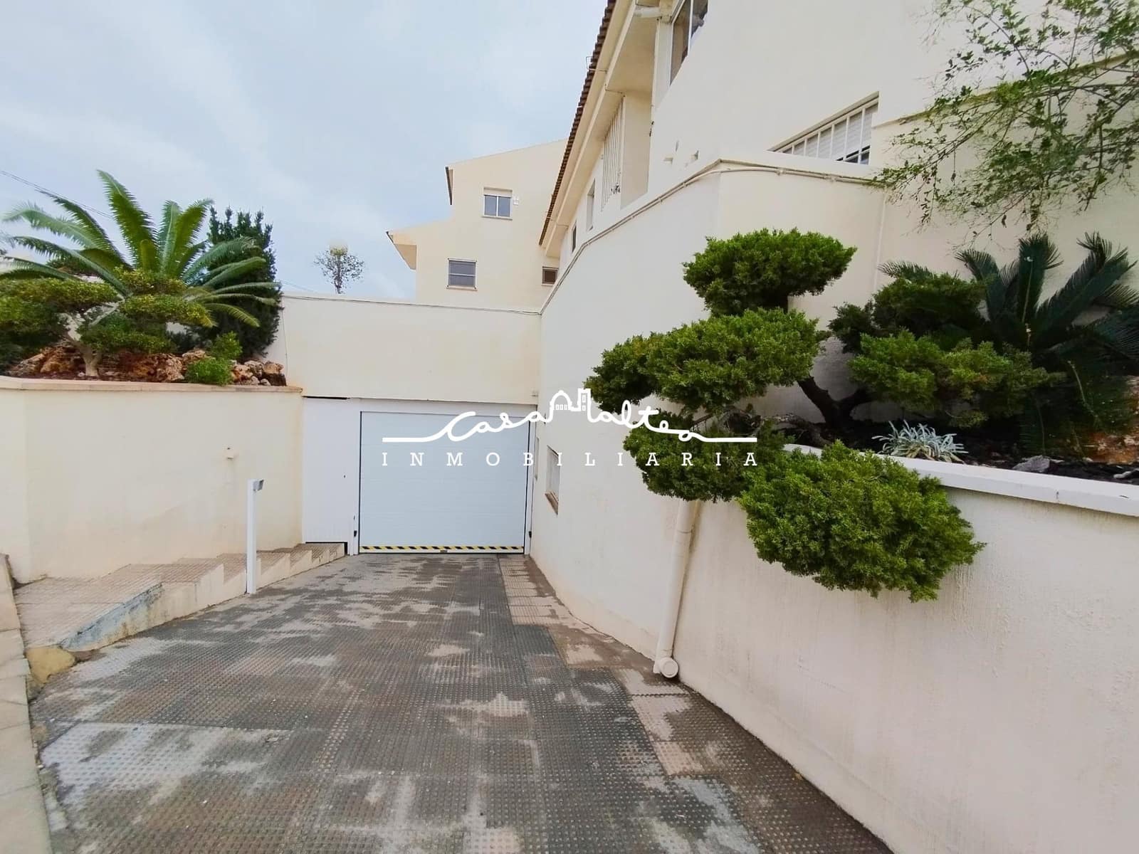 2 quarto Apartamento para arrendar em Altea com piscina garagem - 1 000 € (Ref: 9456476)