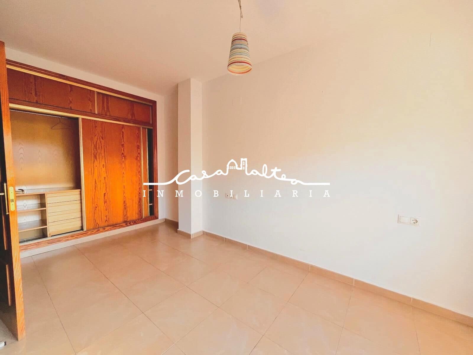 3 Zimmer Reihenhaus zu verkaufen in Polop mit Pool Garage - 225.000 € (Ref: 9462496)