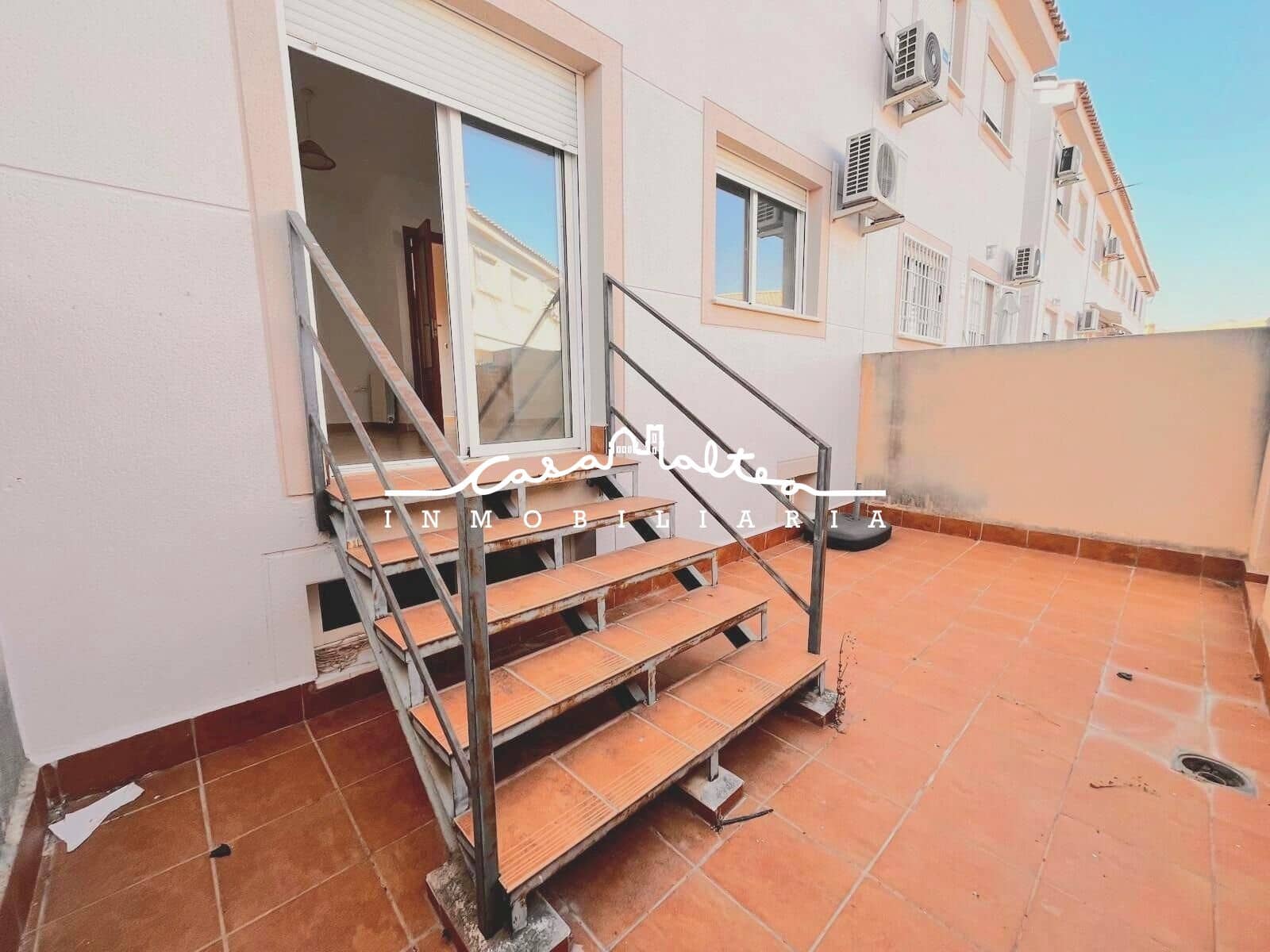 3 Zimmer Reihenhaus zu verkaufen in Polop mit Pool Garage - 225.000 € (Ref: 9462496)