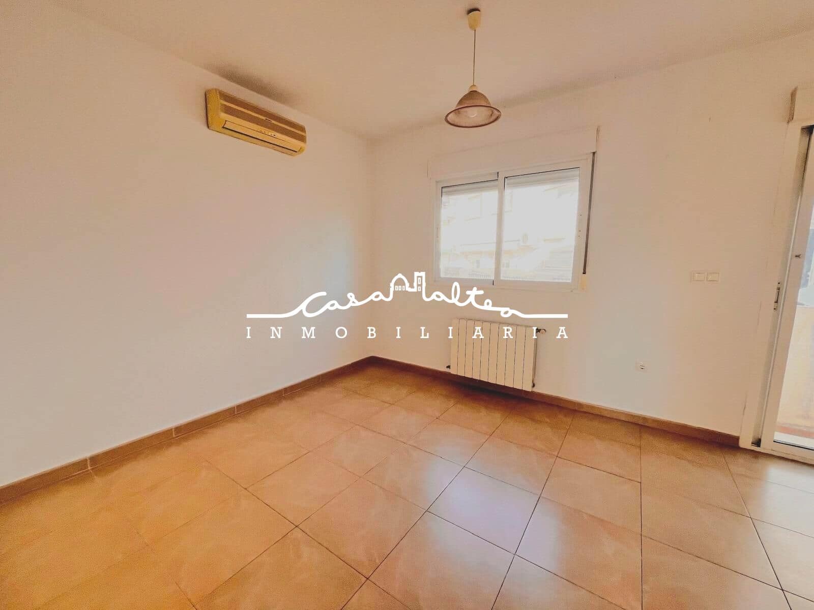 3 Zimmer Reihenhaus zu verkaufen in Polop mit Pool Garage - 225.000 € (Ref: 9462496)