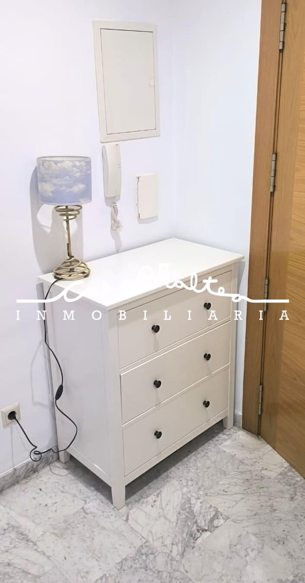 2 bedroom Apartment for rent in Altea - € 950 (Ref: 9491610)