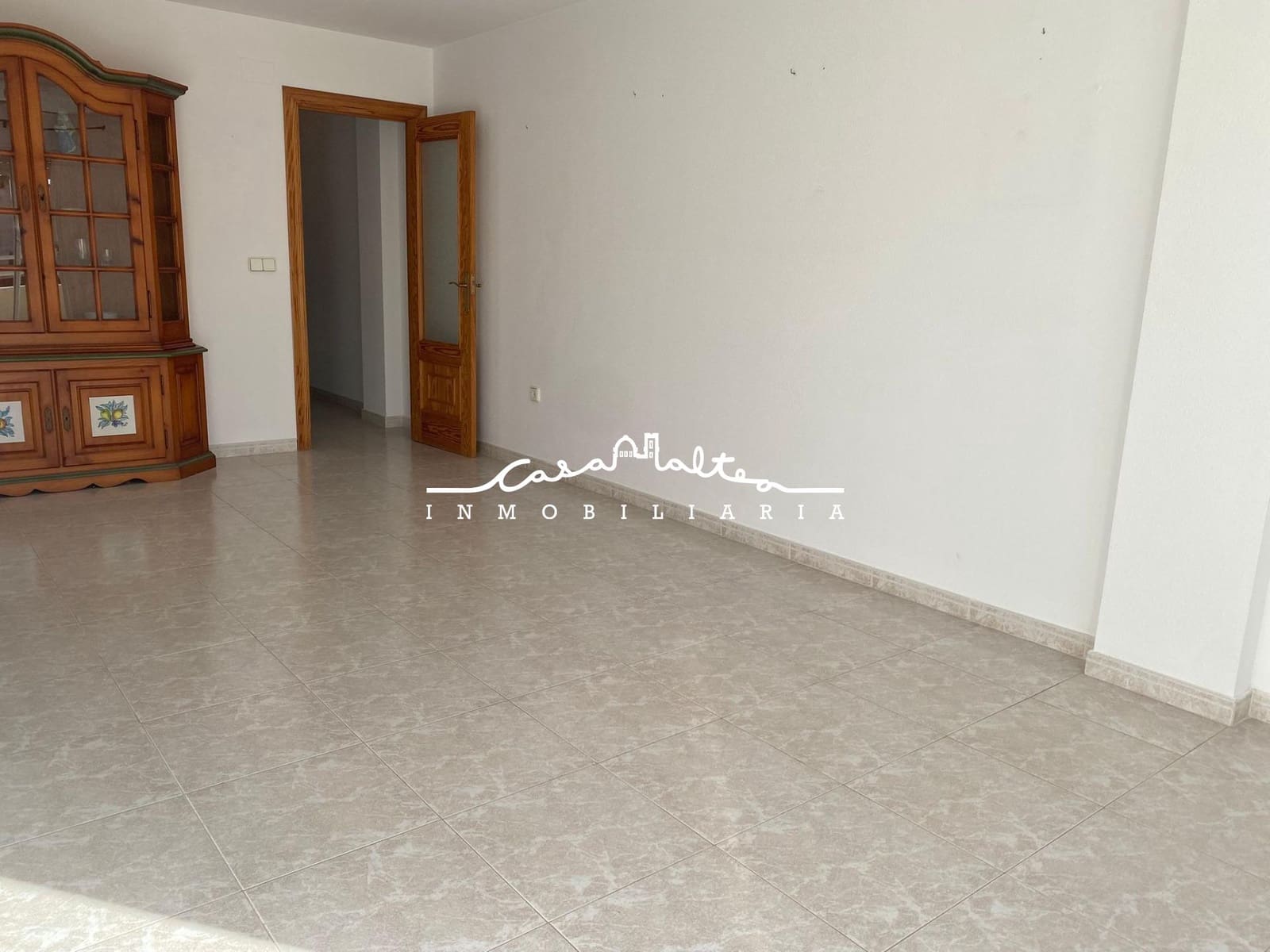 3 bedroom Penthouse for rent in Altea with garage - € 1,350 (Ref: 9502567)