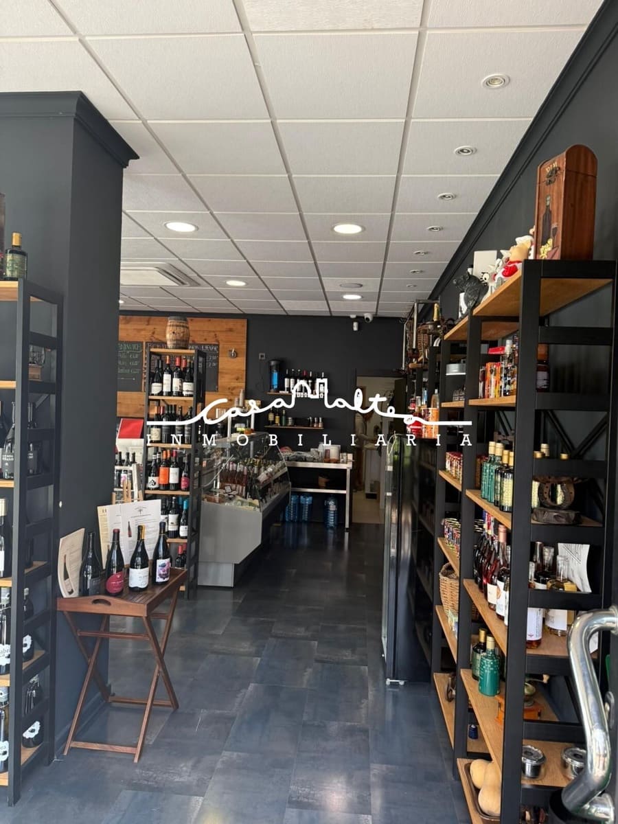 Commercial for rent in Altea - € 850 (Ref: 9504455)