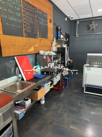 Commercial for rent in Altea - € 850 (Ref: 9504455)