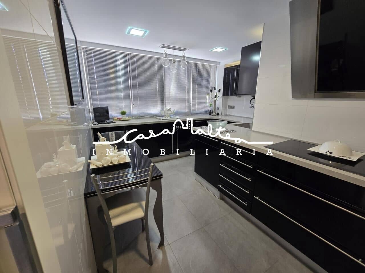2 bedroom Apartment for sale in Altea with pool - € 698,000 (Ref: 9504457)