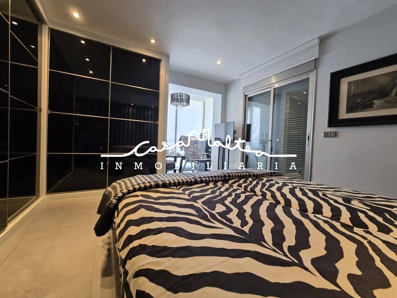 2 bedroom Apartment for sale in Altea with pool - € 698,000 (Ref: 9504457)