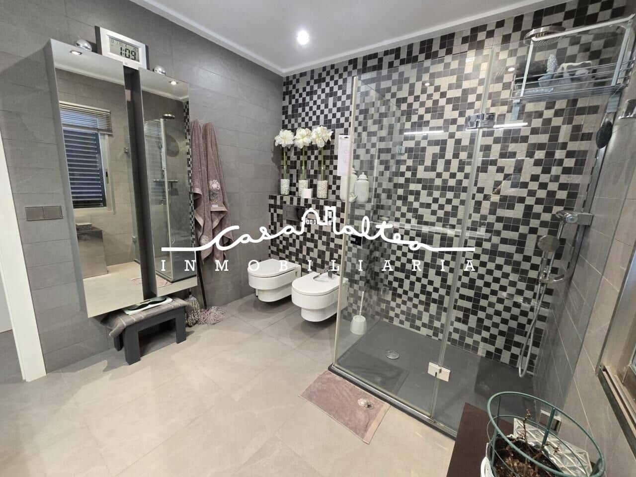 2 bedroom Apartment for sale in Altea with pool - € 698,000 (Ref: 9504457)